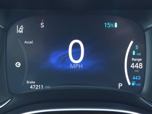 Used 2022 Chrysler Pacifica Limited FWD image 36