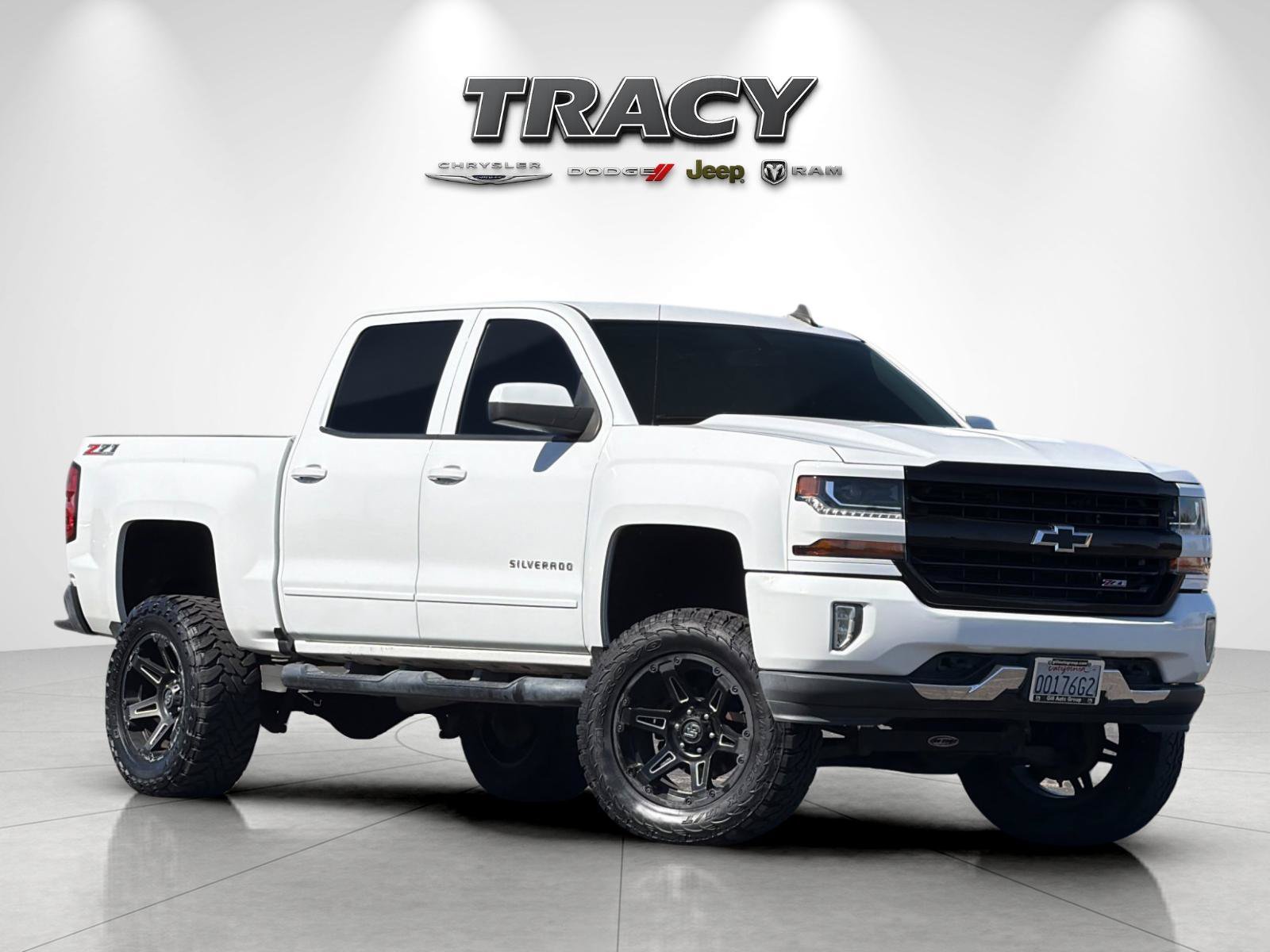 Used 2017 Chevrolet Silverado 1500 LT w/ All Star Edition AWD/4WD image 2