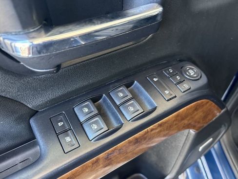 Used 2018 Chevrolet Silverado 2500 High Country w/ Duramax Plus Package AWD/4WD image 23