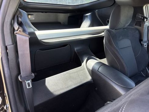 Used 2017 Nissan 370Z Coupe RWD image 10