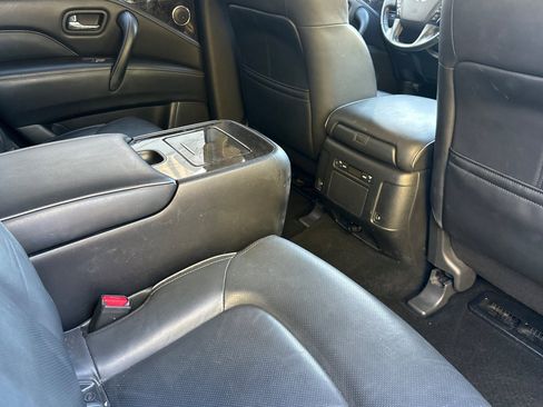 Used 2022 INFINITI QX80 Luxe image 19