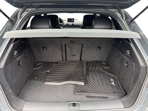 Used 2018 Audi A3 e-tron Prestige w/ Prestige Package FWD image 17