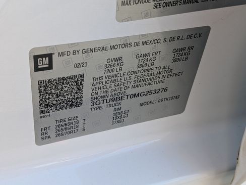 Used 2021 GMC Sierra 1500 SLE w/ Preferred Package AWD/4WD image 39