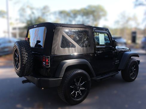Used 2015 Jeep Wrangler Sport image 11