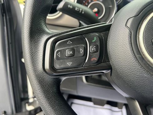 Used 2020 Jeep Wrangler Unlimited Sport image 17