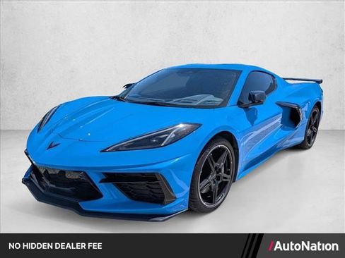 Used 2025 Chevrolet Corvette Stingray Premium Cpe w/ Z51 Performance Package RWD image 1