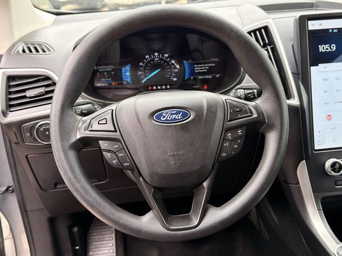 Used 2022 Ford Edge SE AWD/4WD image 13