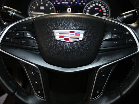 Used 2016 Cadillac CT6 Luxury RWD image 25