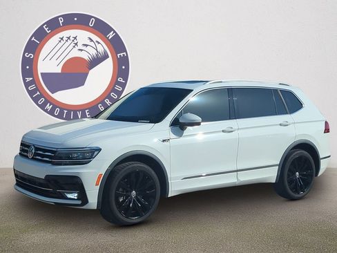 Used 2021 Volkswagen Tiguan SEL Premium R-Line AWD/4WD image 2