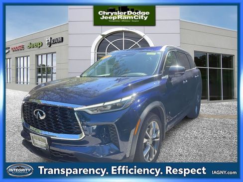 Used 2023 INFINITI QX60 Luxe w/ Cargo Package image 1