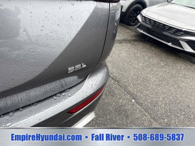 Used 2024 Mitsubishi Outlander SEL Black Edition AWD/4WD image 6