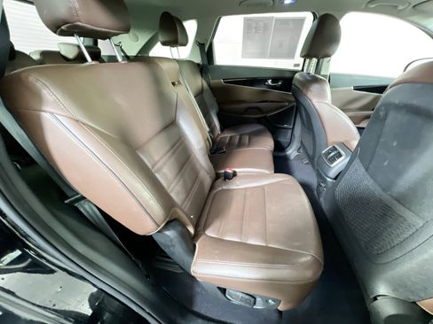 Used 2020 Kia Sorento SX image 29