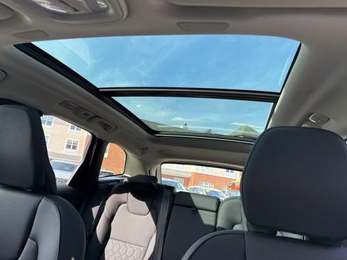 New 2026 Volvo XC60 B5 Plus w/ Climate Package image 6