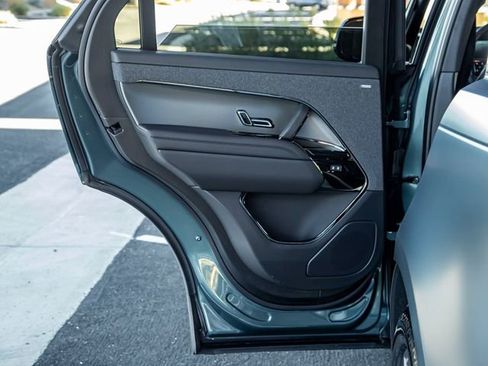 New 2025 Land Rover Range Rover Sport Dynamic SE AWD/4WD image 20