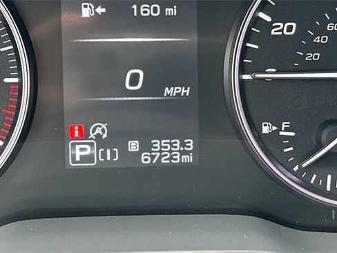 Used 2024 Subaru Crosstrek 2.5i Limited w/ Popular Package #4A image 27