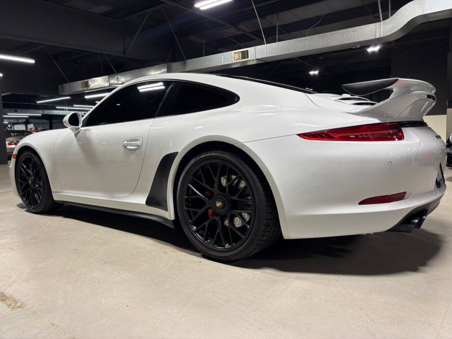 Used 2015 Porsche 911 Carrera S image 2
