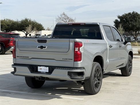 Used 2026 Chevrolet Silverado 1500 Custom w/ LPO, Dark Essentials Package image 4