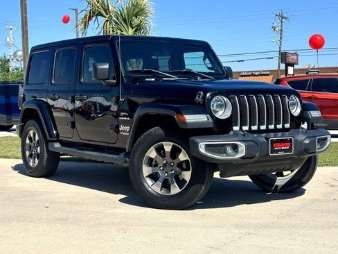 Used 2020 Jeep Wrangler Unlimited Sahara AWD/4WD image 5
