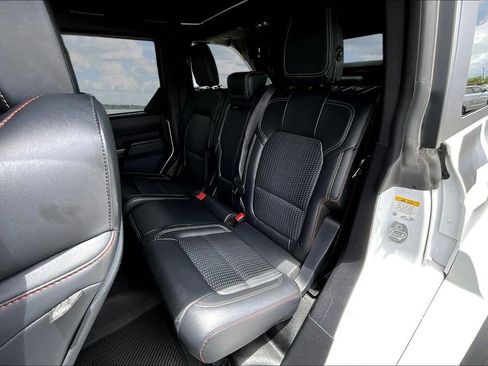 Certified 2024 Ford Bronco Raptor w/ Interior Carbon Fiber Pack 6 AWD/4WD image 24