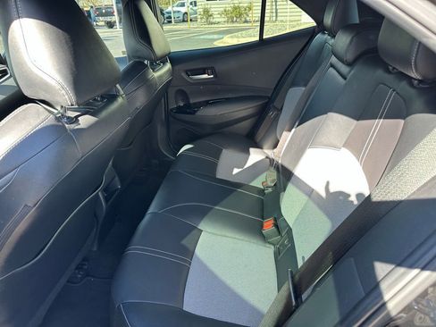Used 2022 Toyota Corolla XSE FWD image 18