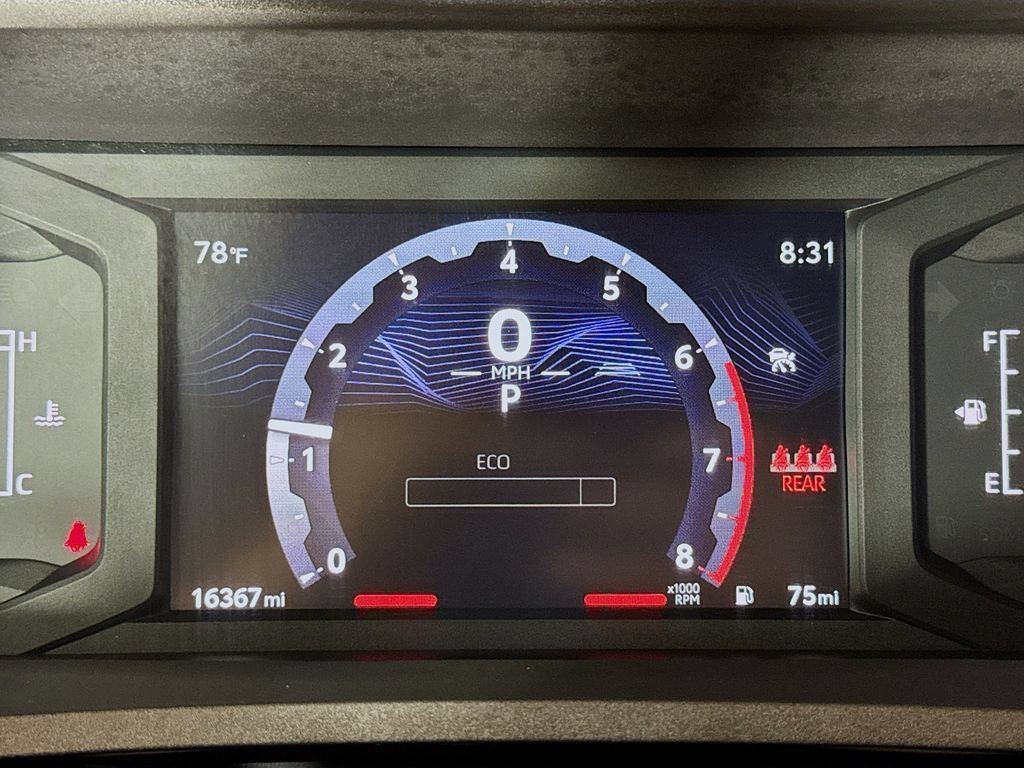 Certified 2024 Toyota Tacoma SR5 AWD/4WD image 6