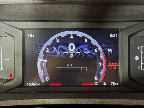 Certified 2024 Toyota Tacoma SR5 AWD/4WD image 6