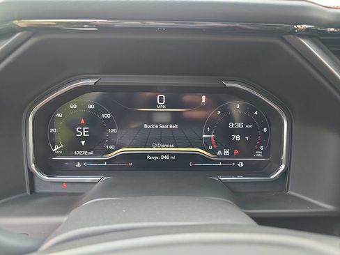 Used 2025 GMC Sierra 1500 AT4 w/ AT4 Premium Package AWD/4WD image 18