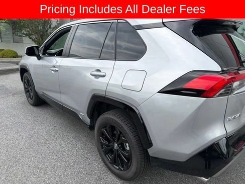 Used 2025 Toyota RAV4 SE AWD/4WD image 20