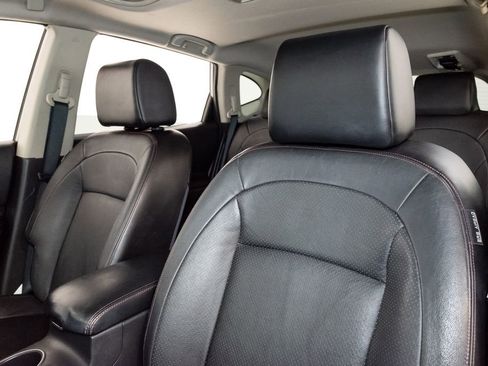 Used 2013 Nissan Rogue SL AWD/4WD image 12