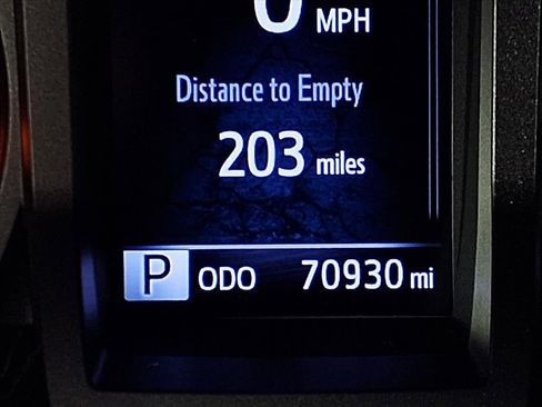 Used 2019 Toyota Tacoma TRD Off-Road image 18