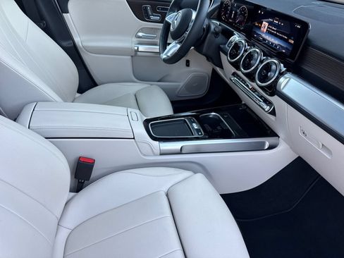 Certified 2026 Mercedes-Benz GLB 250 image 17