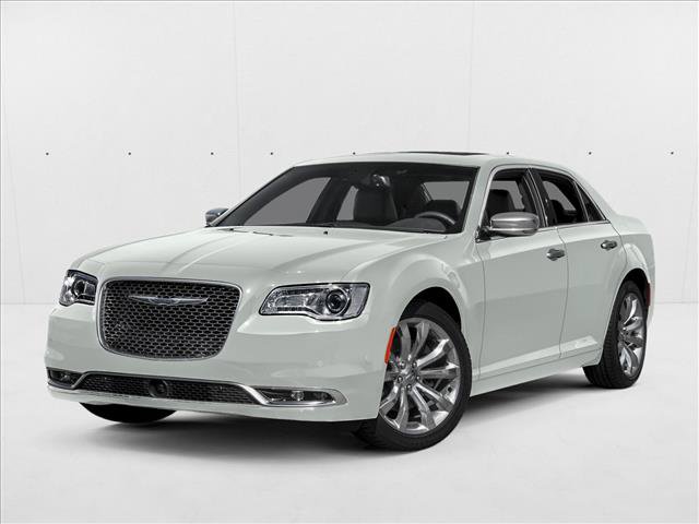 Used 2015 Chrysler 300 C RWD image 1