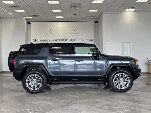 Used 2025 GMC Hummer EV 3X AWD/4WD image 3