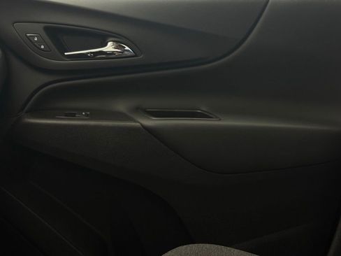 Used 2024 Chevrolet Equinox LT w/ LPO, Floor Liner Package FWD image 37