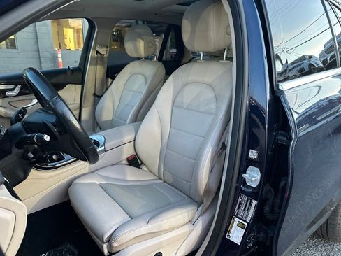 Used 2016 Mercedes-Benz GLC 300 4MATIC image 42