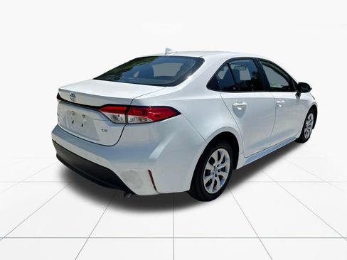 Used 2023 Toyota Corolla LE FWD image 8