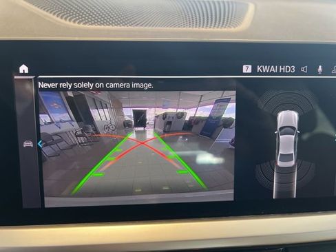 Used 2021 BMW 330e w/ Convenience Package image 32