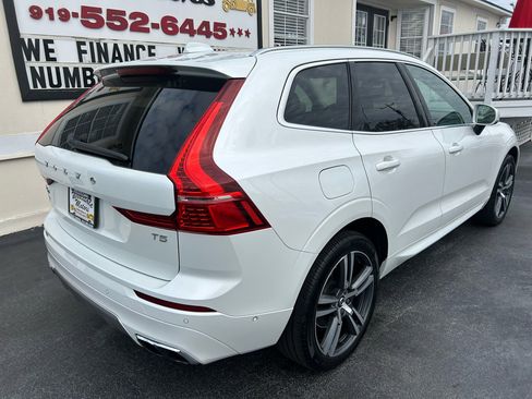 Used 2019 Volvo XC60 T5 Momentum w/ Multimedia Package image 7