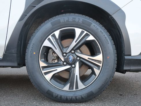 Certified 2024 Subaru Crosstrek 2.0i Premium image 13