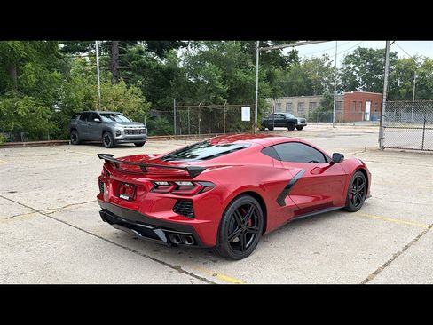 Used 2026 Chevrolet Corvette Stingray Premium Cpe w/ Z51 Performance Package RWD image 5