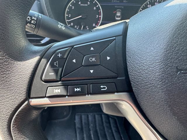 Used 2024 Nissan Sentra SV FWD image 10