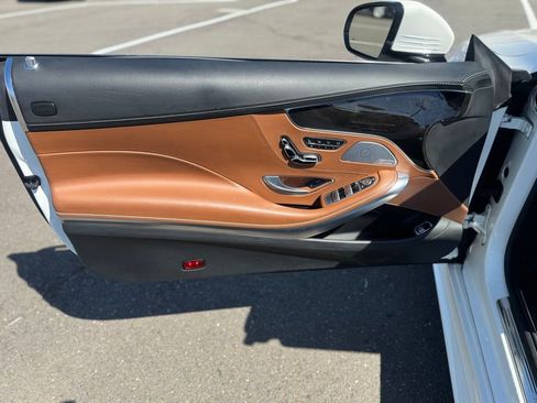 Used 2017 Mercedes-Benz S 550 Cabriolet image 31