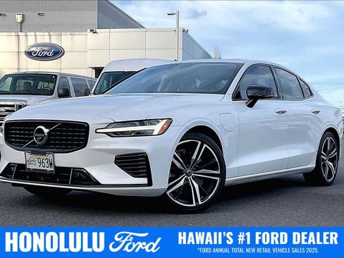 Used 2021 Volvo S60 T8 R-Design Expression w/ Advanced Package AWD/4WD image 1
