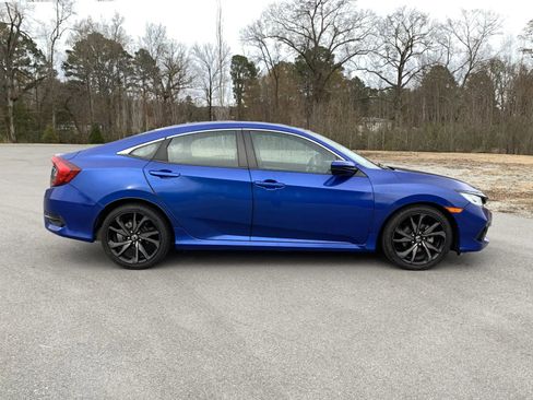Used 2019 Honda Civic Sport image 8