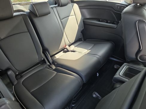 Certified 2024 Honda Odyssey Sport image 9