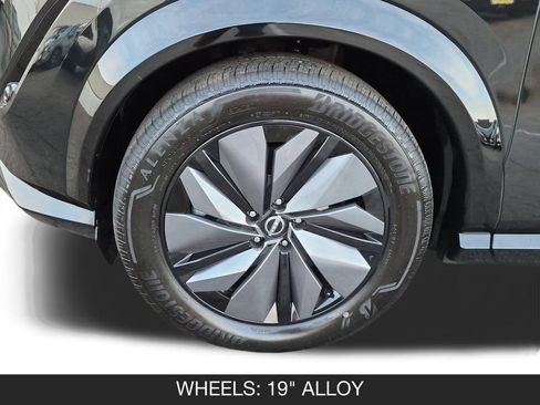 Certified 2025 Nissan Ariya FWD image 11