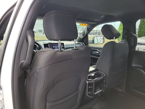 Used 2019 RAM 1500 Big Horn AWD/4WD image 12