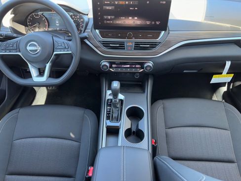 New 2025 Nissan Altima 2.5 SV w/ SV Special Edition Package image 16
