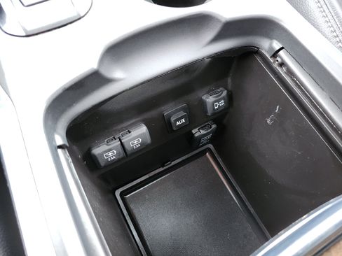 Used 2020 Acura MDX SH-AWD w/ Technology Package image 11