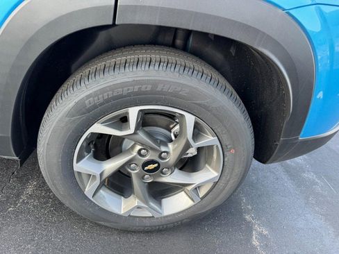 New 2026 Chevrolet Trax LT w/ Driver Confidence Package FWD image 30